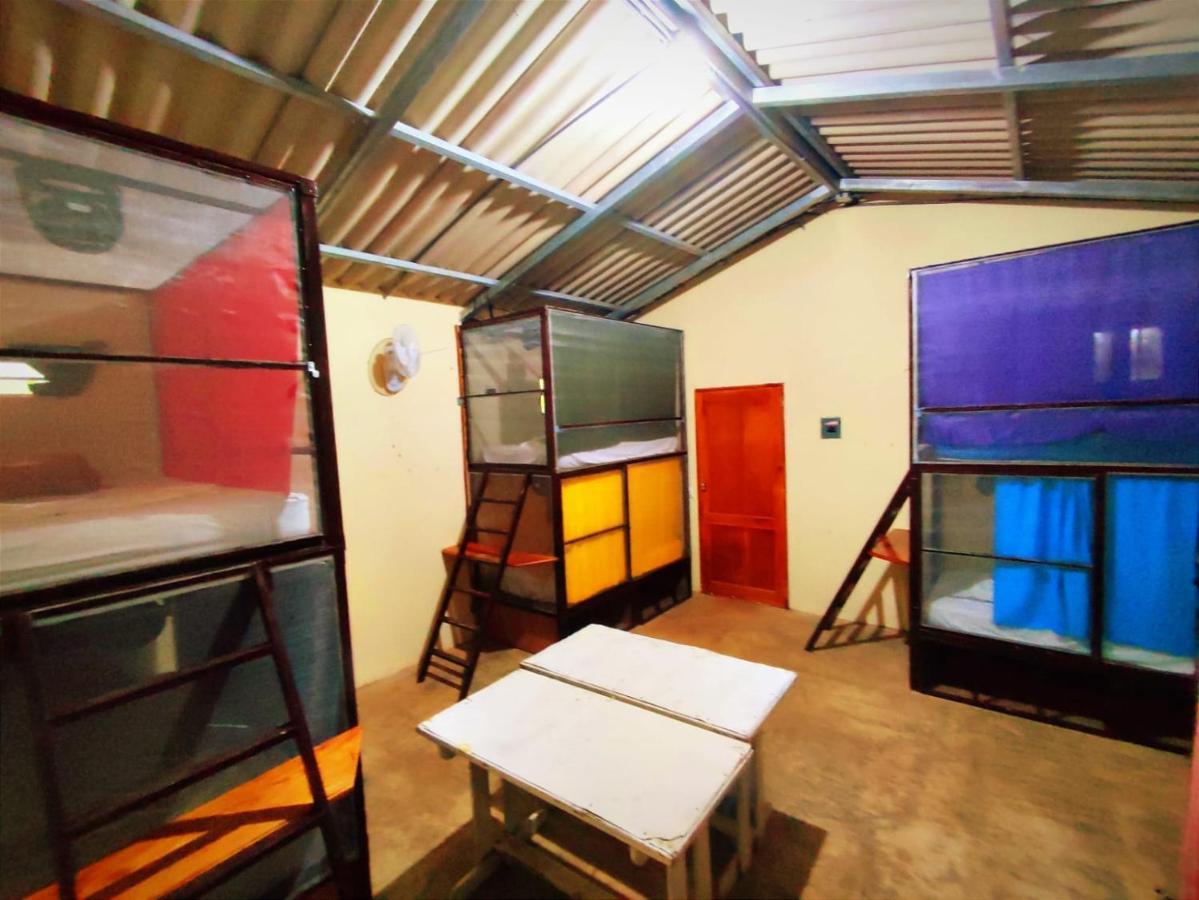 Albergue Raindance Santa Cruz Exterior foto