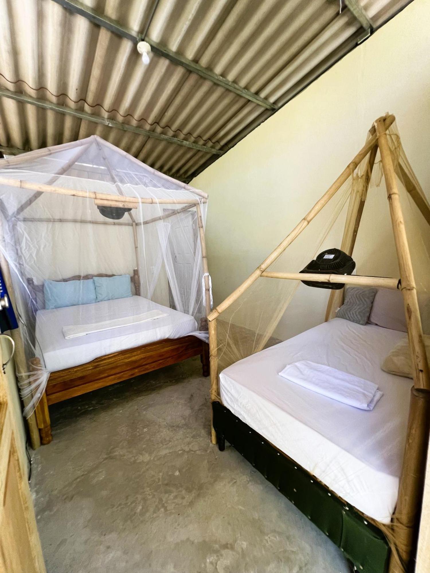 Albergue Raindance Santa Cruz Exterior foto